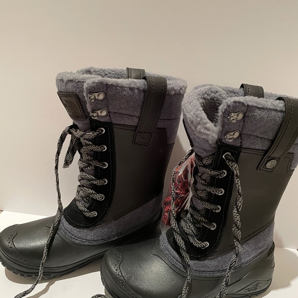The North Face Shallista III Boots Size 5 - Picture 3 of 6